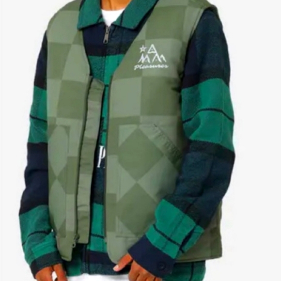 NWT Men's HUF Pleasures Checkered Midland Vest